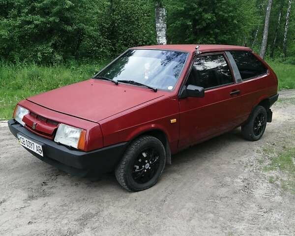 Красный ВАЗ 2108, объемом двигателя 1.3 л и пробегом 500 тыс. км за 1300 $, фото 2 на Automoto.ua