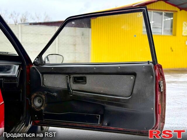 Красный ВАЗ 2108, объемом двигателя 1.5 л и пробегом 0 тыс. км за 999 $, фото 4 на Automoto.ua