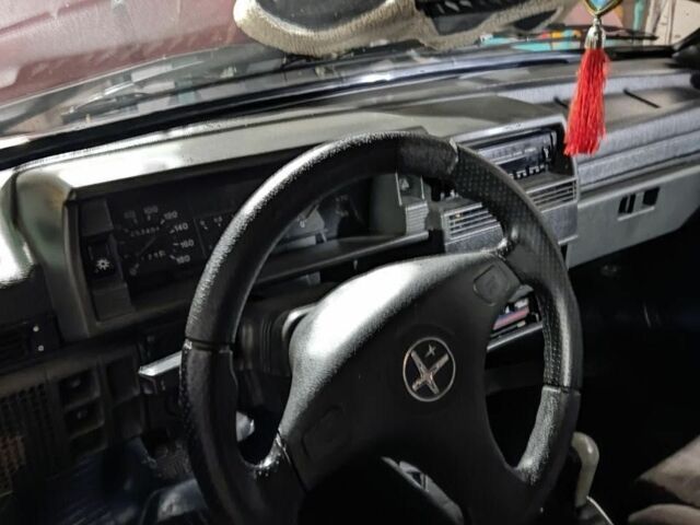 Красный ВАЗ 2108, объемом двигателя 1.5 л и пробегом 240 тыс. км за 1350 $, фото 5 на Automoto.ua