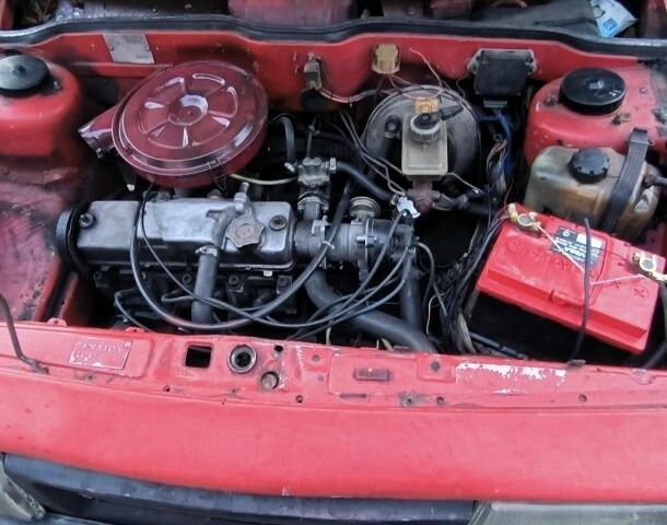 Красный ВАЗ 2108, объемом двигателя 0 л и пробегом 288 тыс. км за 500 $, фото 4 на Automoto.ua