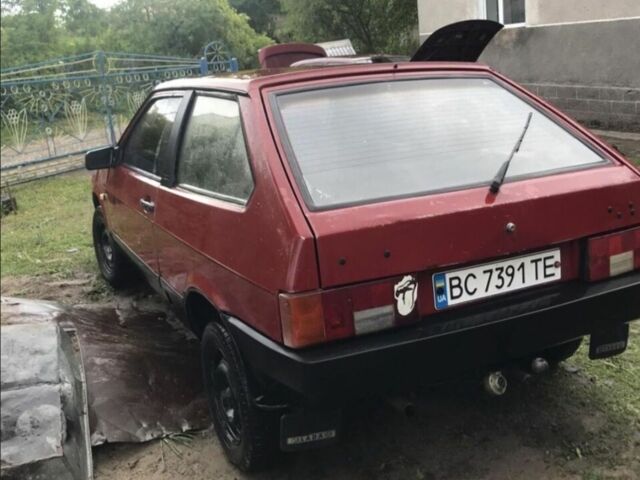 Красный ВАЗ 2108, объемом двигателя 1.1 л и пробегом 170 тыс. км за 426 $, фото 1 на Automoto.ua