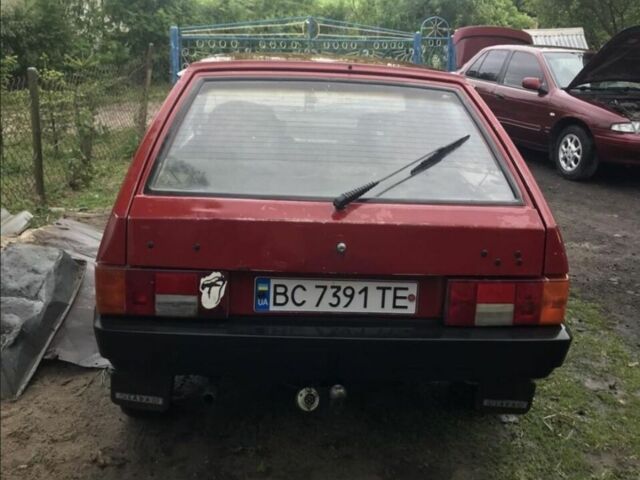 Красный ВАЗ 2108, объемом двигателя 1.1 л и пробегом 170 тыс. км за 426 $, фото 2 на Automoto.ua