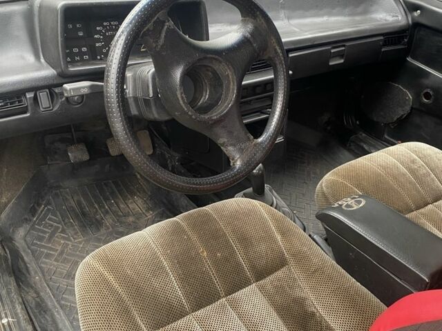 Красный ВАЗ 2108, объемом двигателя 1.5 л и пробегом 100 тыс. км за 809 $, фото 3 на Automoto.ua