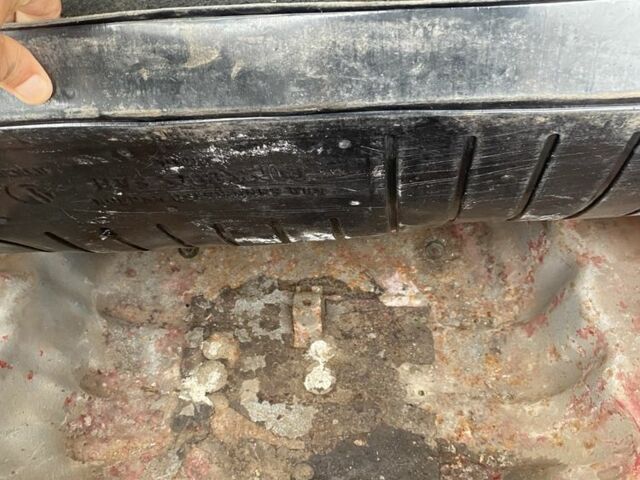 Красный ВАЗ 2108, объемом двигателя 1.5 л и пробегом 100 тыс. км за 809 $, фото 7 на Automoto.ua