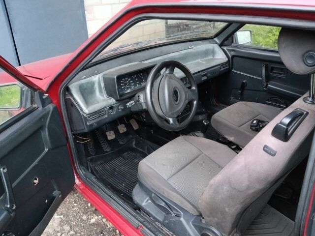 Красный ВАЗ 2108, объемом двигателя 1.3 л и пробегом 70 тыс. км за 850 $, фото 5 на Automoto.ua