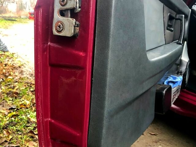 Красный ВАЗ 2108, объемом двигателя 1.5 л и пробегом 54 тыс. км за 940 $, фото 4 на Automoto.ua