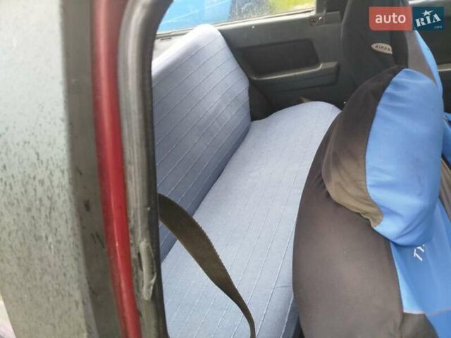 Красный ВАЗ 2108, объемом двигателя 0 л и пробегом 150 тыс. км за 650 $, фото 2 на Automoto.ua