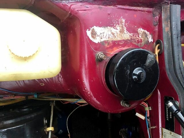 Красный ВАЗ 2108, объемом двигателя 1.5 л и пробегом 54 тыс. км за 940 $, фото 13 на Automoto.ua