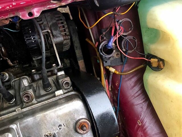 Красный ВАЗ 2108, объемом двигателя 1.5 л и пробегом 54 тыс. км за 940 $, фото 10 на Automoto.ua