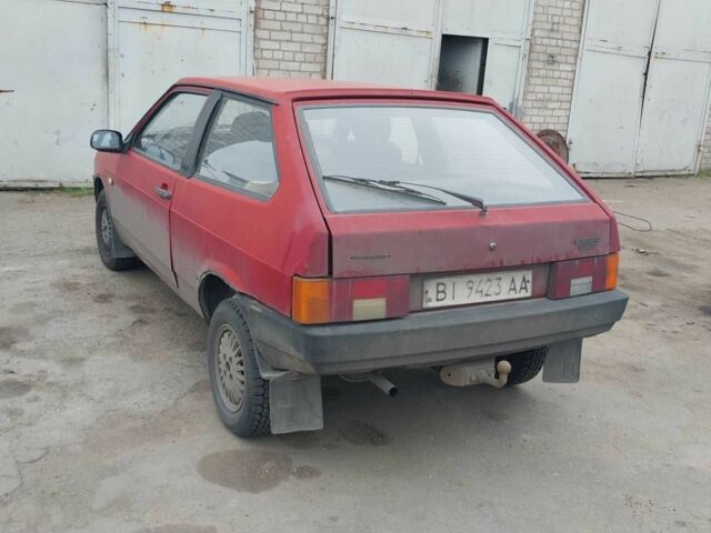 Красный ВАЗ 2108, объемом двигателя 1.3 л и пробегом 200 тыс. км за 649 $, фото 2 на Automoto.ua