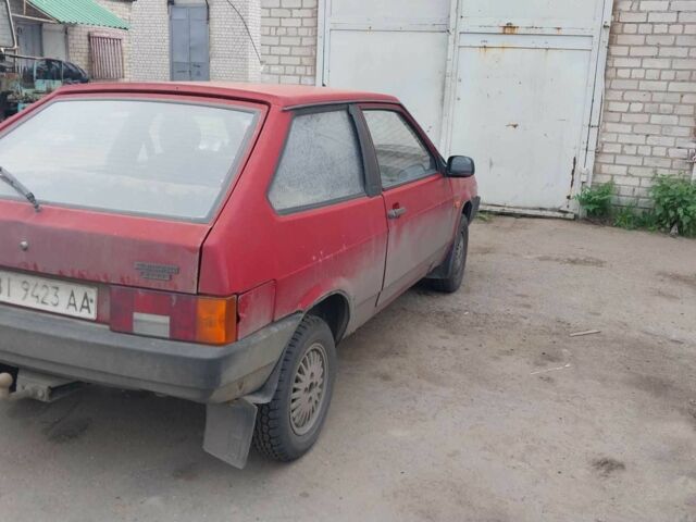 Красный ВАЗ 2108, объемом двигателя 1.3 л и пробегом 200 тыс. км за 606 $, фото 3 на Automoto.ua