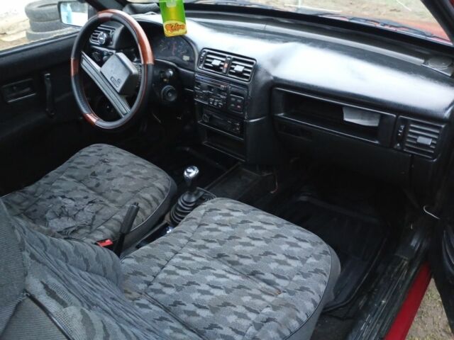 Красный ВАЗ 2108, объемом двигателя 1 л и пробегом 2 тыс. км за 850 $, фото 4 на Automoto.ua