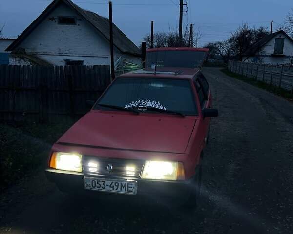 Красный ВАЗ 2108, объемом двигателя 1.3 л и пробегом 100 тыс. км за 750 $, фото 7 на Automoto.ua