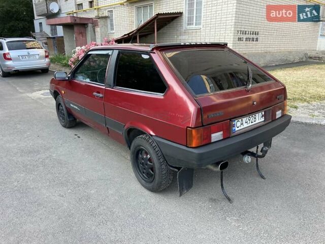 Красный ВАЗ 2108, объемом двигателя 1.5 л и пробегом 250 тыс. км за 1700 $, фото 2 на Automoto.ua
