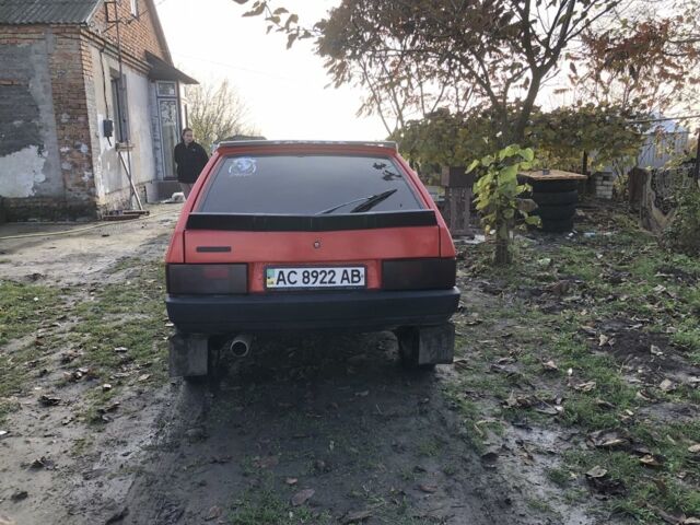Красный ВАЗ 2108, объемом двигателя 1.5 л и пробегом 293 тыс. км за 1200 $, фото 4 на Automoto.ua