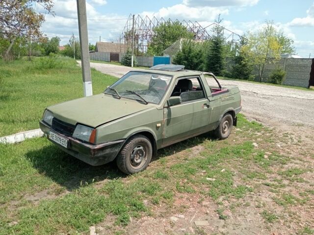 Красный ВАЗ 2108, объемом двигателя 1 л и пробегом 1000 тыс. км за 527 $, фото 1 на Automoto.ua