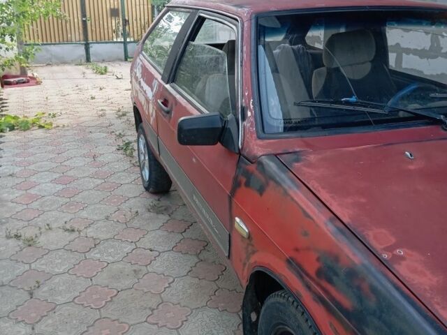 Красный ВАЗ 2108, объемом двигателя 0 л и пробегом 1000 тыс. км за 450 $, фото 2 на Automoto.ua