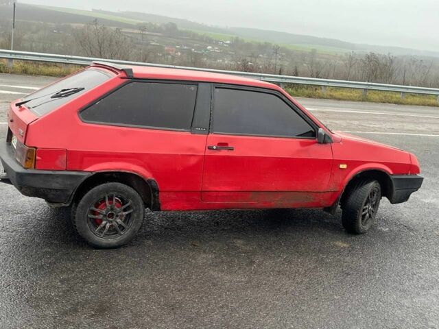 Красный ВАЗ 2108, объемом двигателя 1.3 л и пробегом 140 тыс. км за 710 $, фото 3 на Automoto.ua