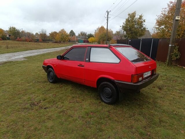 Красный ВАЗ 2108, объемом двигателя 1.3 л и пробегом 128 тыс. км за 750 $, фото 3 на Automoto.ua