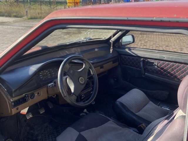 Красный ВАЗ 2108, объемом двигателя 1.3 л и пробегом 3 тыс. км за 741 $, фото 5 на Automoto.ua