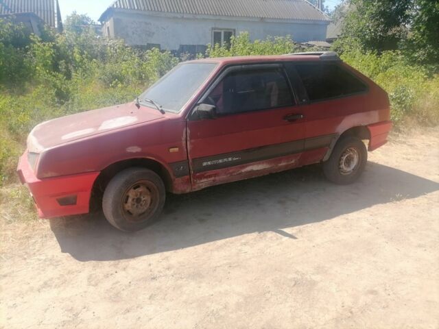 Красный ВАЗ 2108, объемом двигателя 0 л и пробегом 10 тыс. км за 360 $, фото 1 на Automoto.ua