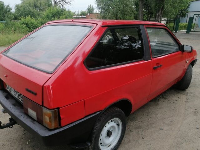 Красный ВАЗ 2108, объемом двигателя 0 л и пробегом 200 тыс. км за 430 $, фото 4 на Automoto.ua