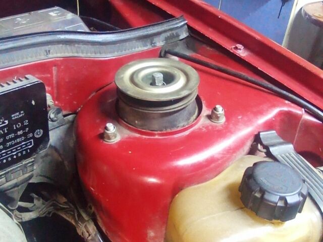 Красный ВАЗ 2108, объемом двигателя 1.3 л и пробегом 91 тыс. км за 1500 $, фото 14 на Automoto.ua