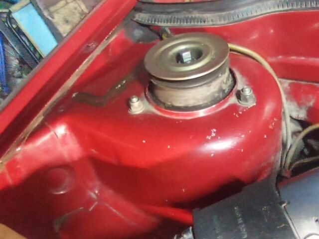 Красный ВАЗ 2108, объемом двигателя 1.3 л и пробегом 91 тыс. км за 1500 $, фото 15 на Automoto.ua