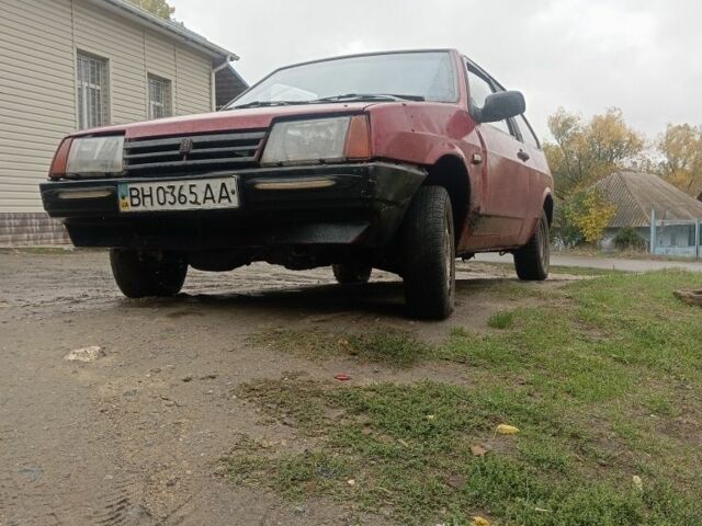 Красный ВАЗ 2108, объемом двигателя 1.3 л и пробегом 1 тыс. км за 1300 $, фото 1 на Automoto.ua