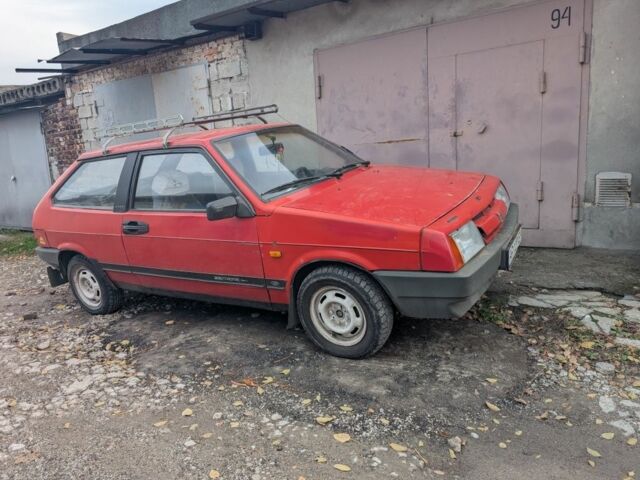 ВАЗ 2108 1990 в Запорожье на Automoto.ua Красный ВАЗ 2108, объемом двигателя 1.3 л и пробегом 56 тыс. км за 761 $, фото 1 на Automoto.ua