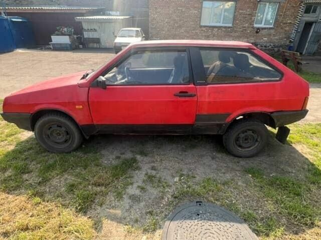 Красный ВАЗ 2108, объемом двигателя 1.3 л и пробегом 999 тыс. км за 387 $, фото 3 на Automoto.ua