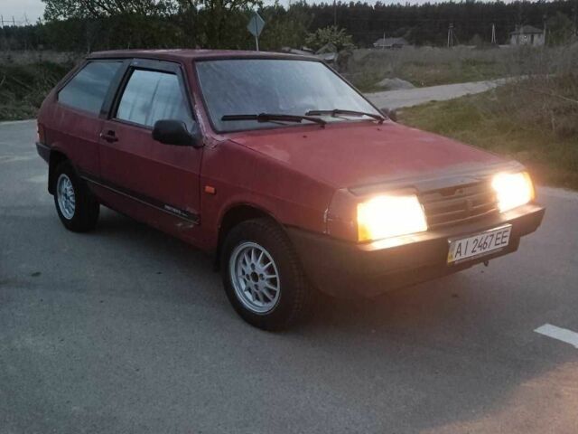 Красный ВАЗ 2108, объемом двигателя 1.6 л и пробегом 100 тыс. км за 750 $, фото 4 на Automoto.ua