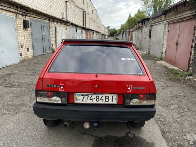 Красный ВАЗ 2108, объемом двигателя 1.5 л и пробегом 124 тыс. км за 900 $, фото 3 на Automoto.ua
