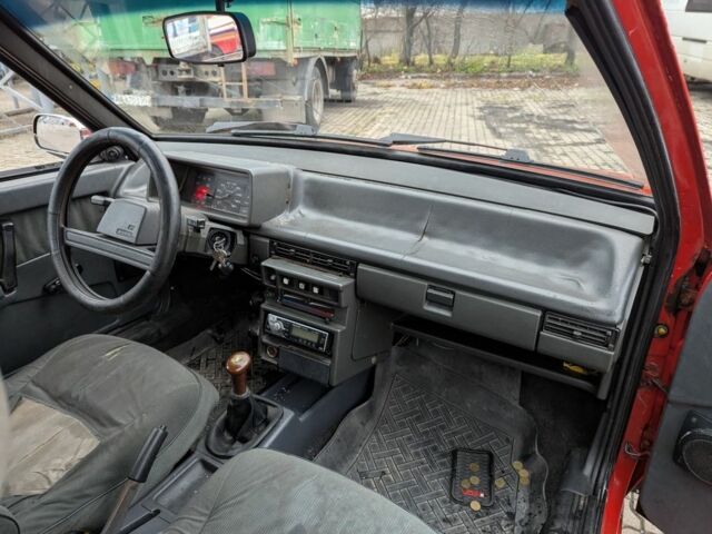 Красный ВАЗ 2108, объемом двигателя 0 л и пробегом 190 тыс. км за 700 $, фото 4 на Automoto.ua