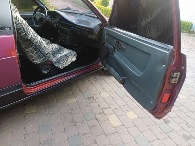 ВАЗ 2108 1991 у Хмельницькому на Automoto.ua Червоний ВАЗ 2108, об'ємом двигуна 0 л та пробігом 300 тис. км за 550 $, фото 12 на Automoto.ua