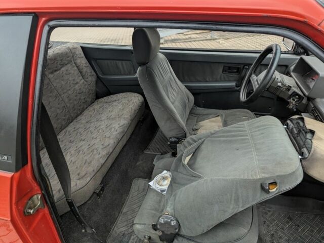 Красный ВАЗ 2108, объемом двигателя 0 л и пробегом 190 тыс. км за 700 $, фото 5 на Automoto.ua