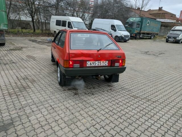 Красный ВАЗ 2108, объемом двигателя 0 л и пробегом 190 тыс. км за 700 $, фото 1 на Automoto.ua