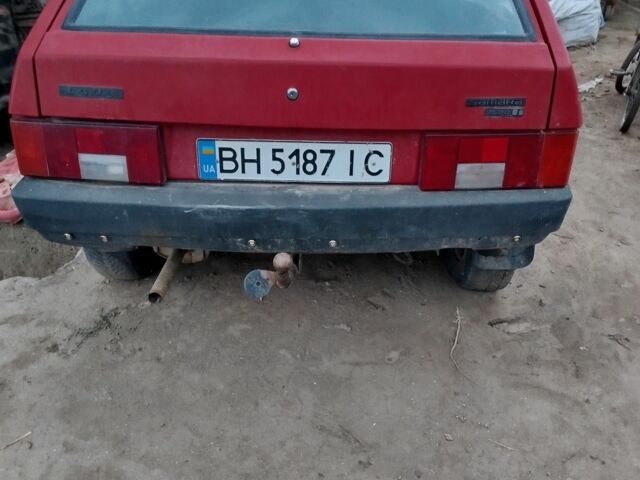 Красный ВАЗ 2108, объемом двигателя 1.3 л и пробегом 100 тыс. км за 550 $, фото 5 на Automoto.ua