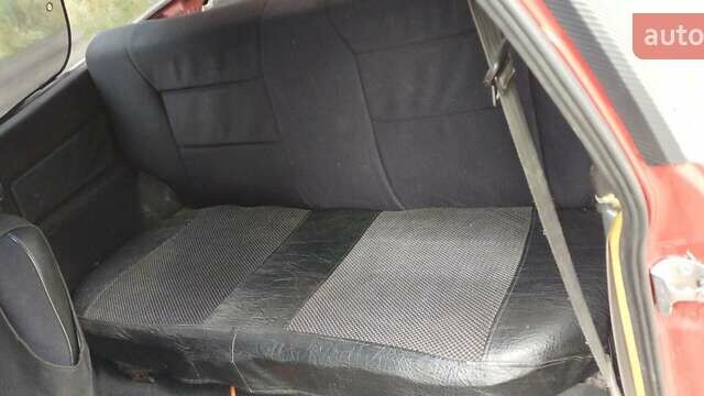 Красный ВАЗ 2108, объемом двигателя 1.5 л и пробегом 120 тыс. км за 1700 $, фото 4 на Automoto.ua