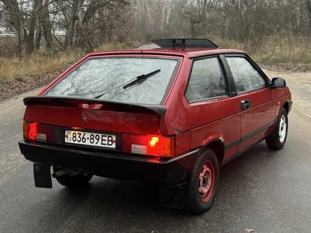 Красный ВАЗ 2108, объемом двигателя 1.5 л и пробегом 77 тыс. км за 700 $, фото 4 на Automoto.ua