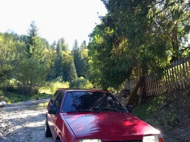 Красный ВАЗ 2108, объемом двигателя 1.5 л и пробегом 60 тыс. км за 1100 $, фото 1 на Automoto.ua