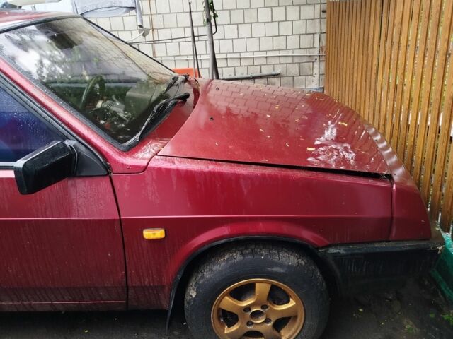 Красный ВАЗ 2108, объемом двигателя 1 л и пробегом 185 тыс. км за 721 $, фото 1 на Automoto.ua