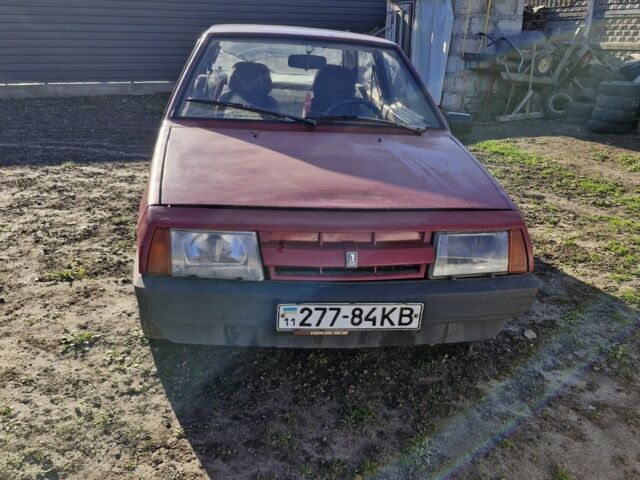 Красный ВАЗ 2108, объемом двигателя 1 л и пробегом 321 тыс. км за 550 $, фото 2 на Automoto.ua