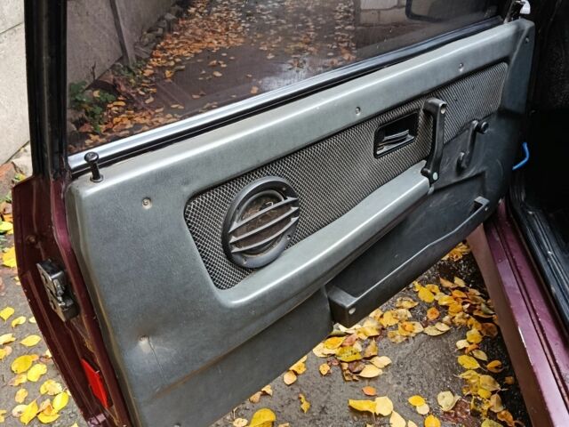 Червоний ВАЗ 2108, об'ємом двигуна 1 л та пробігом 170 тис. км за 1187 $, фото 5 на Automoto.ua