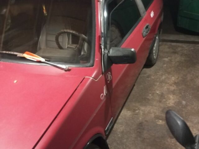 Красный ВАЗ 2108, объемом двигателя 1.5 л и пробегом 170 тыс. км за 1100 $, фото 1 на Automoto.ua