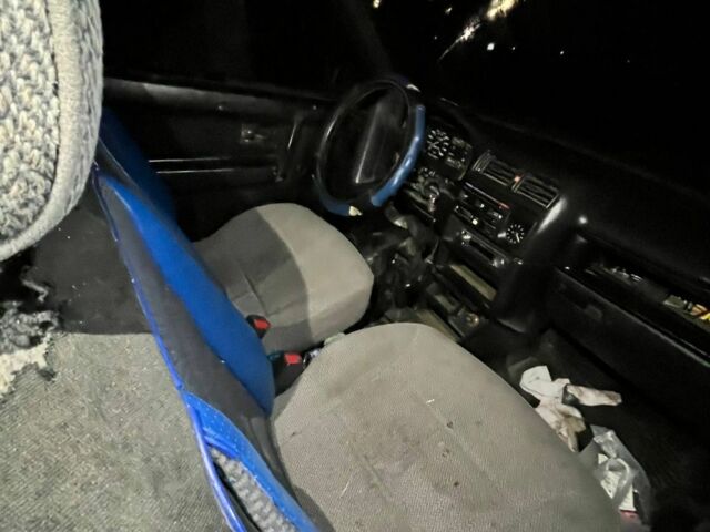 Красный ВАЗ 2108, объемом двигателя 0 л и пробегом 333 тыс. км за 710 $, фото 6 на Automoto.ua