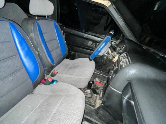 Красный ВАЗ 2108, объемом двигателя 0 л и пробегом 333 тыс. км за 710 $, фото 7 на Automoto.ua