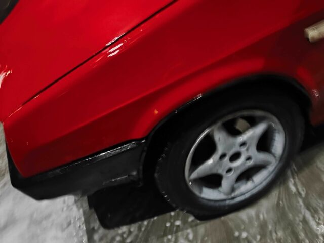 Красный ВАЗ 2108, объемом двигателя 1.3 л и пробегом 333 тыс. км за 384 $, фото 7 на Automoto.ua