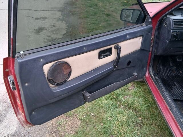 Красный ВАЗ 2108, объемом двигателя 1.5 л и пробегом 99 тыс. км за 650 $, фото 2 на Automoto.ua