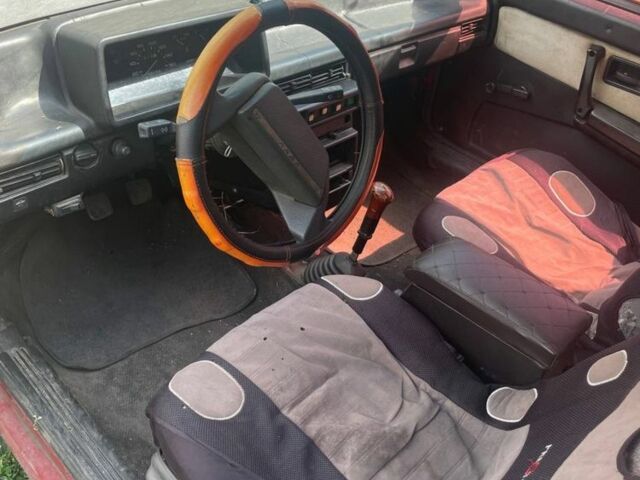 Красный ВАЗ 2108, объемом двигателя 1.5 л и пробегом 3 тыс. км за 250 $, фото 6 на Automoto.ua
